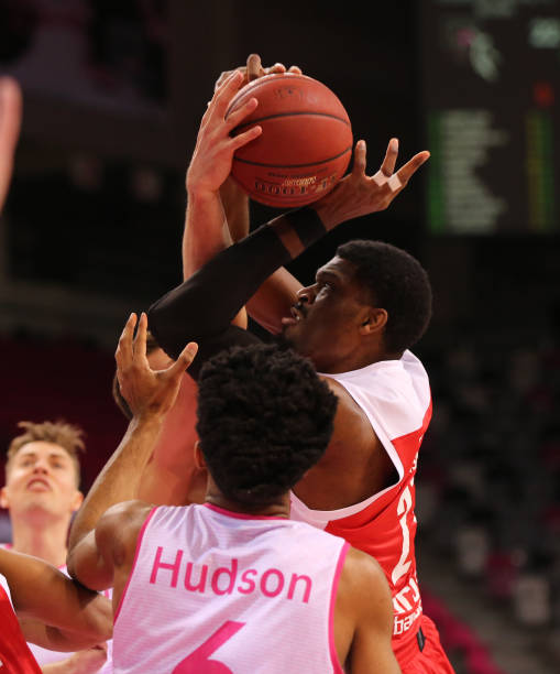 足球联赛的 足球联赛的